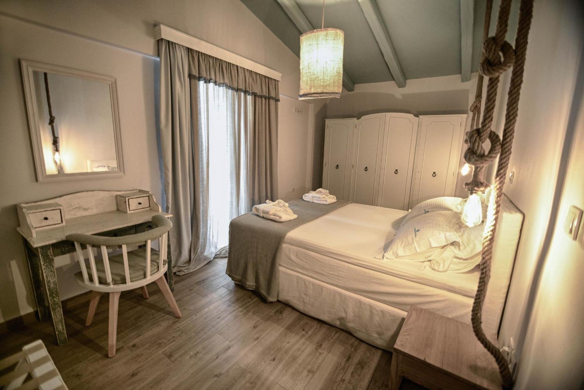 Anemoessa Luxury Villas Fanari  Room photo